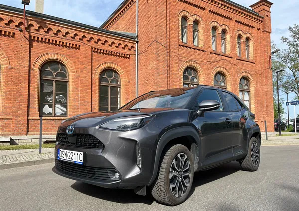 toyota świebodzice Toyota Yaris Cross cena 120000 przebieg: 6200, rok produkcji 2022 z Świebodzice